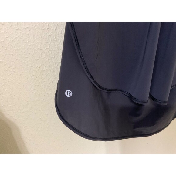 Lululemon Twist And Train Tank Black Side Slits measures to a size small - Picture 2 of 16